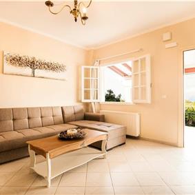 8 Bedroom villa with pool & seaview, near Acharavi, sleeps 16-18